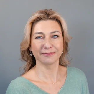 Hana Šmídová - Branch Manager